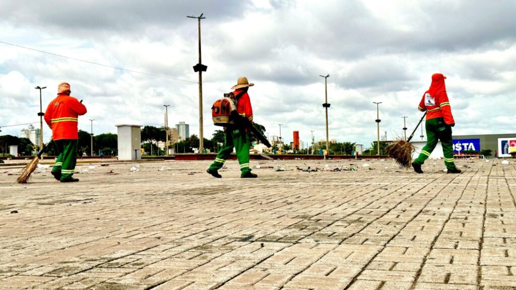 Imagem Ilustrando a Notícia: Prefeitura de Goiânia intensifica limpeza na Região da 44