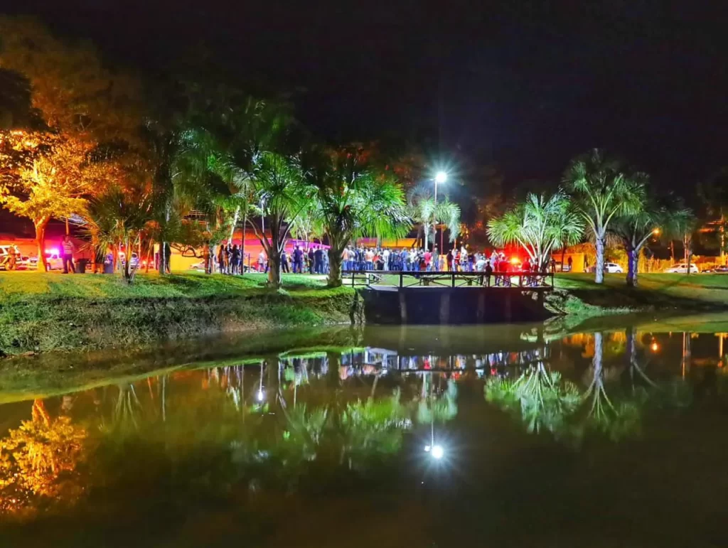 Imagem Ilustrando a Notícia: Prefeitura de Goiânia moderniza iluminação de parques