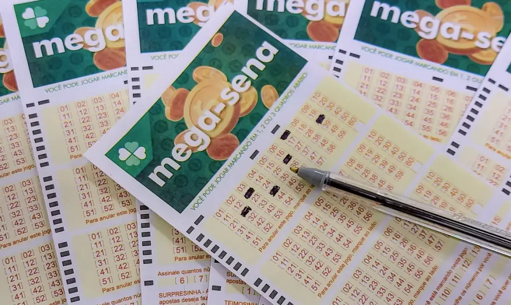 Imagem Ilustrando a Notícia: Caixa sorteia neste sábado R$ 65 milhões da Mega-Sena acumulada