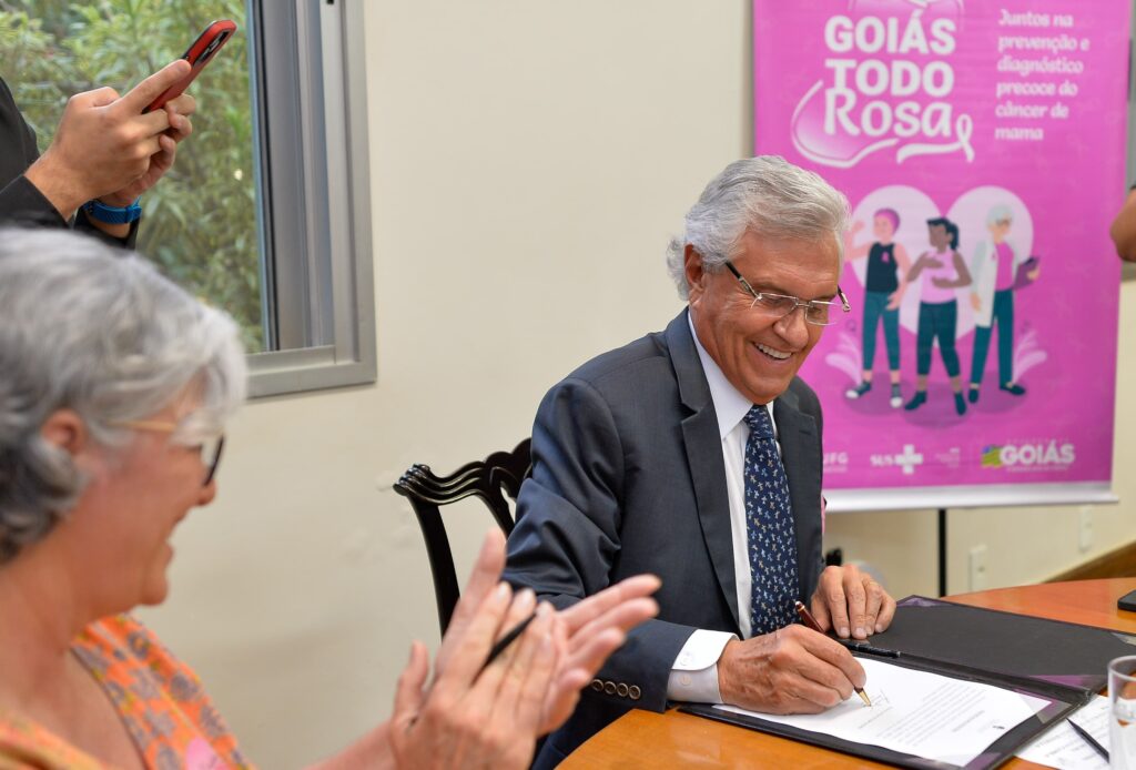 Imagem Ilustrando a Notícia: Em parceria com a UFG, governo inicia teste genético para câncer de mama 