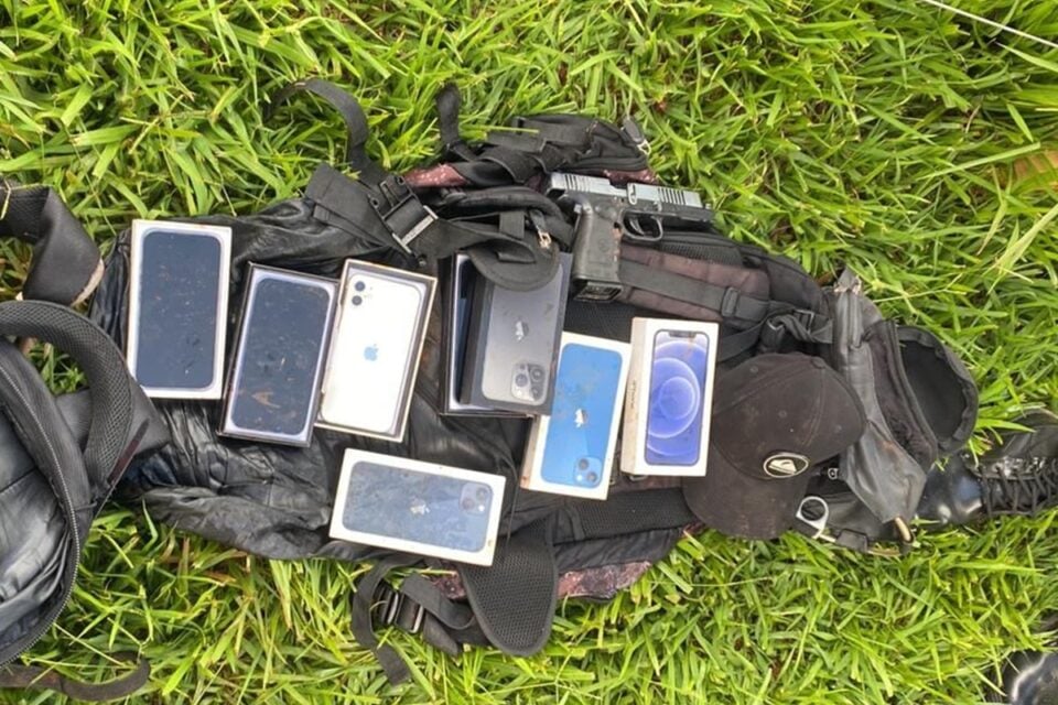 Imagem Ilustrando a Notícia: Quatro suspeitos foram presos por roubarem uma loja de celulares, em Anápolis