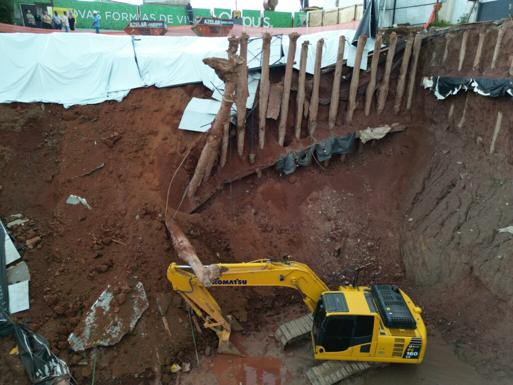 Imagem Ilustrando a Notícia: Inquérito apura deslizamento de terra em construção do setor Marista