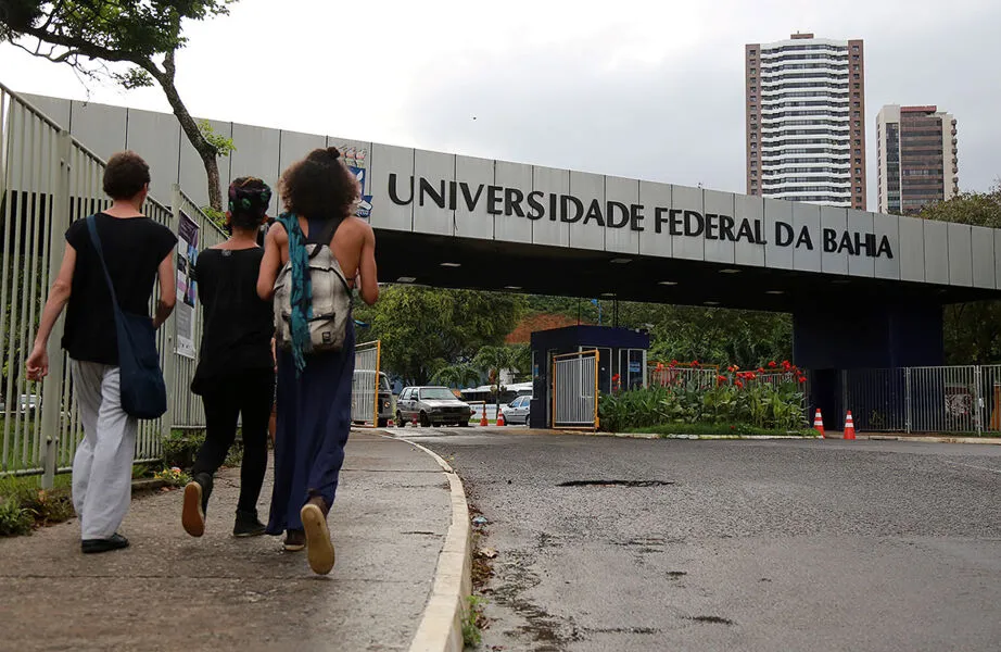 Imagem Ilustrando a Notícia: Mais de 19,7 mil vagas disponíveis nas universidades baianas para o Sisu 2024