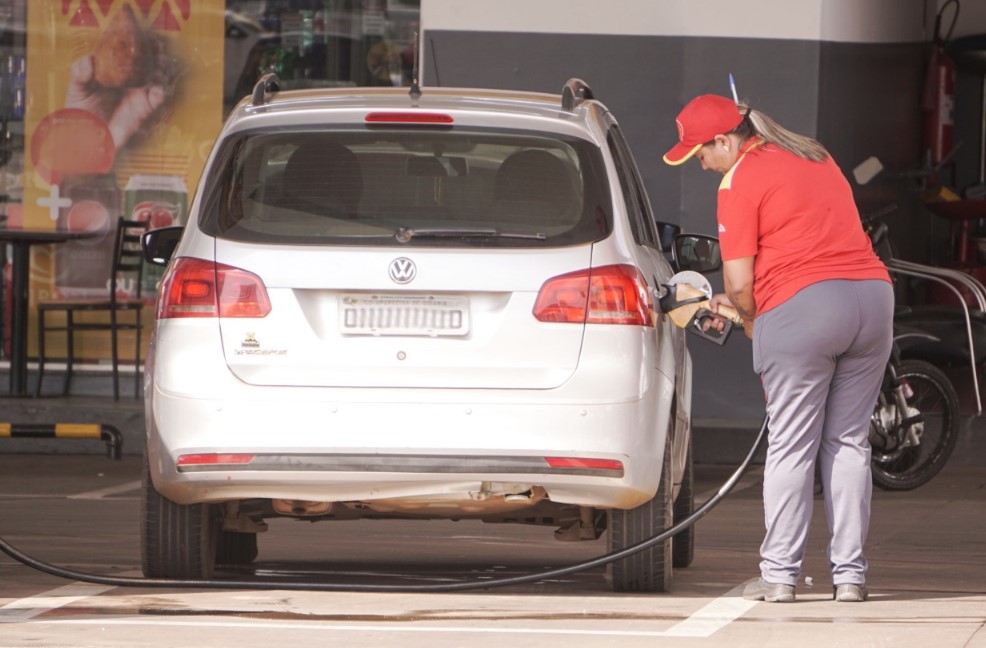 Imagem Ilustrando a Notícia: Variação no preço dos combustíveis: Etanol pode ser encontrado com diferença de R$ 1,10 por litro, em Anápolis