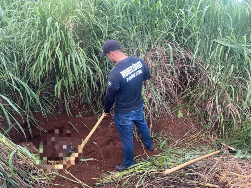 Imagem Ilustrando a Notícia: Cemitério clandestino pertencente a organização criminosa é descoberto em Goiânia, diz polícia