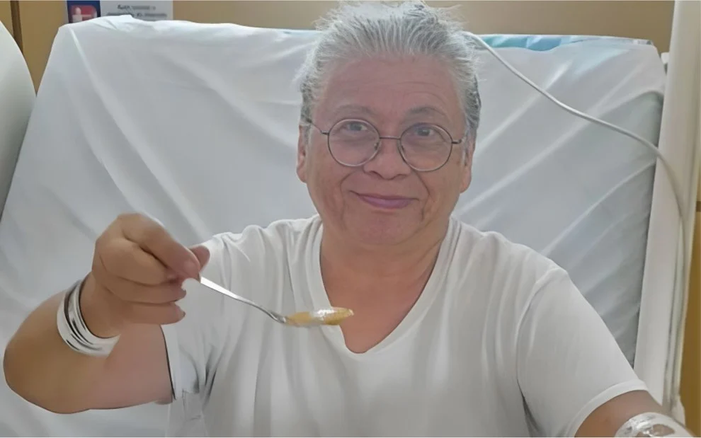 Imagem Ilustrando a Notícia: Marlene Mattos recebe alta hospitalar após internação repentina