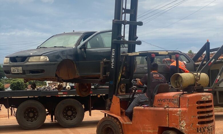 Imagem Ilustrando a Notícia: Carros abandonados em Goiás serão removidos pelo Detran-GO
