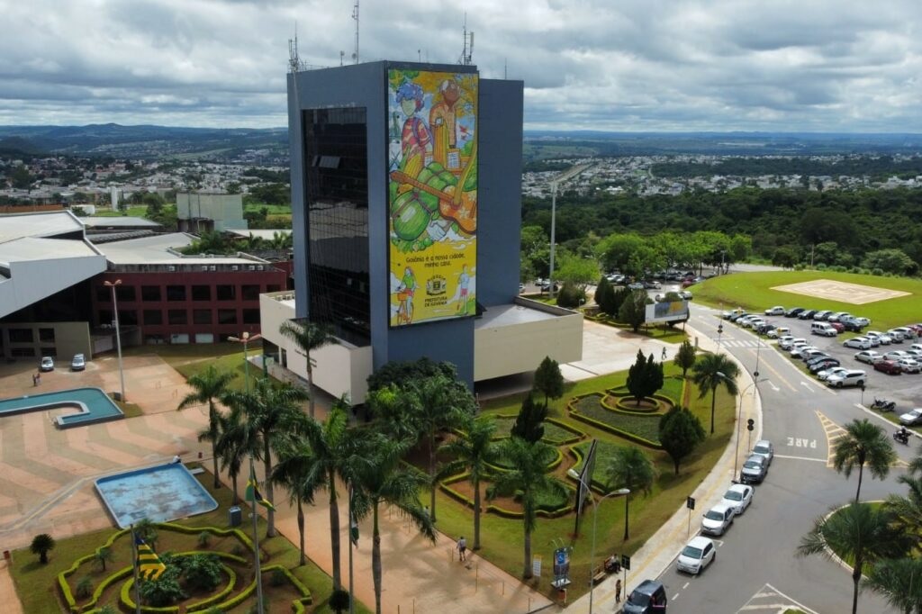Imagem Ilustrando a Notícia: Base governista mantém plano de candidatura em Goiânia