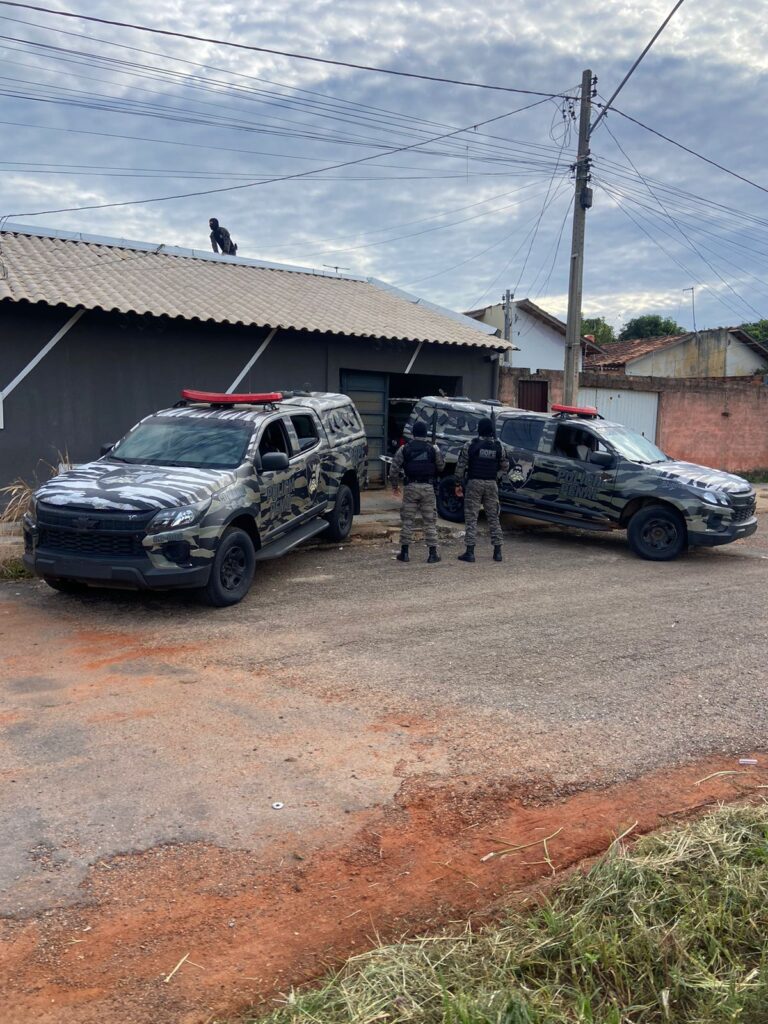 Imagem Ilustrando a Notícia: Polícia prende suspeitos de utilizar drones para traficar drogas e celulares nas unidades prisionais de Goiás