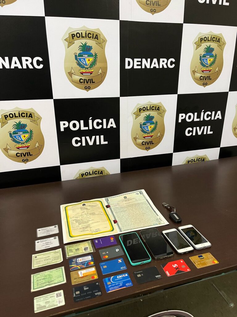 Imagem Ilustrando a Notícia: Suspeito de tráfico de drogas tem R$ 4 milhões bloqueados em operação da Polícia Civil