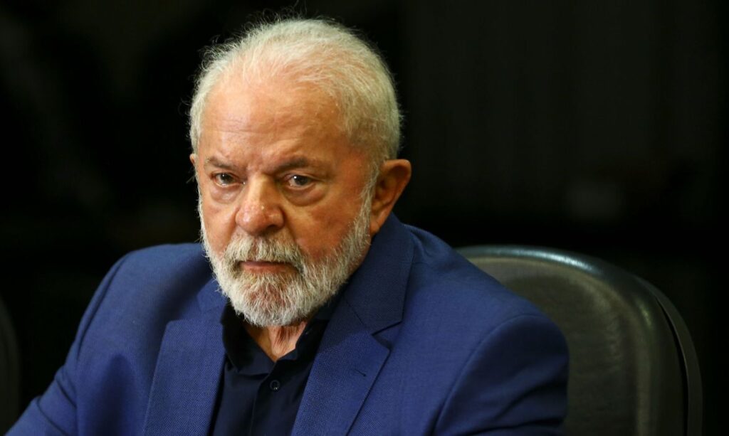 Imagem Ilustrando a Notícia: Assessores pedem que Lula evite comentar conflito entre Israel e Irã