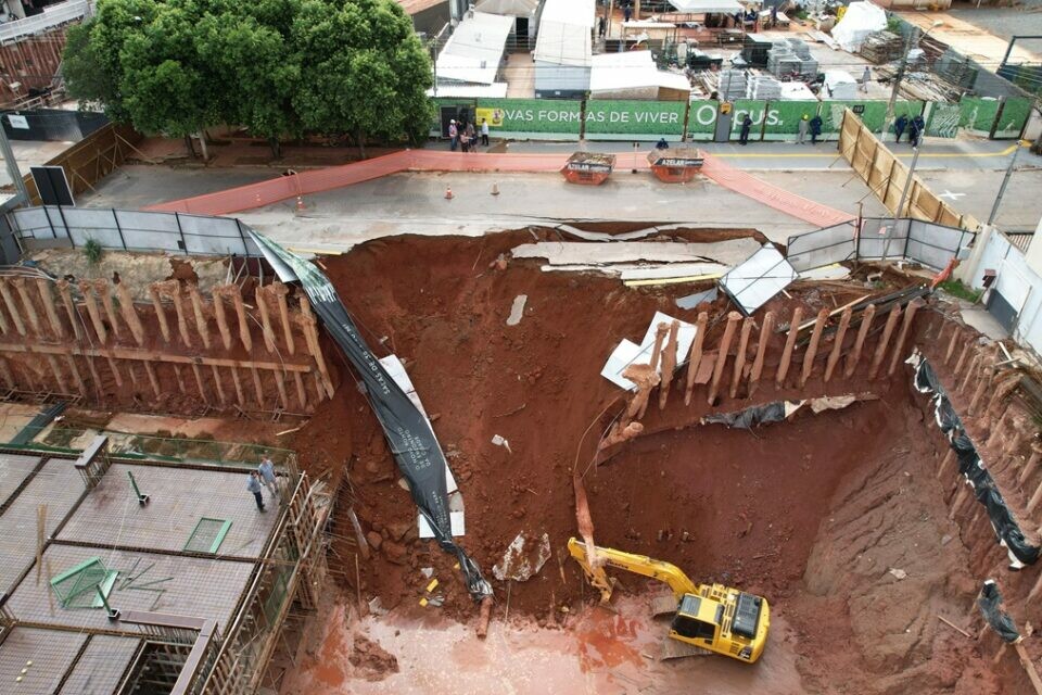 Imagem Ilustrando a Notícia: DEMA conclui que não houve negligência em desabamento na Rua 1128, em Goiânia