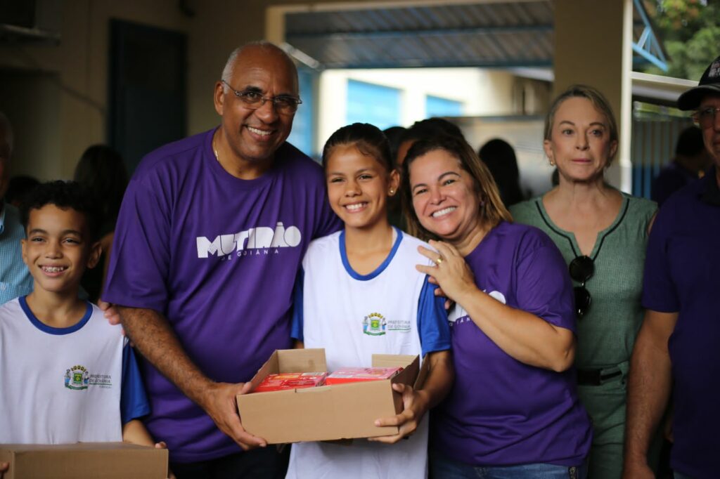 Imagem Ilustrando a Notícia: Prefeitura de Goiânia inicia entrega de kits de material escolar durante Mutirão na Vila Redenção