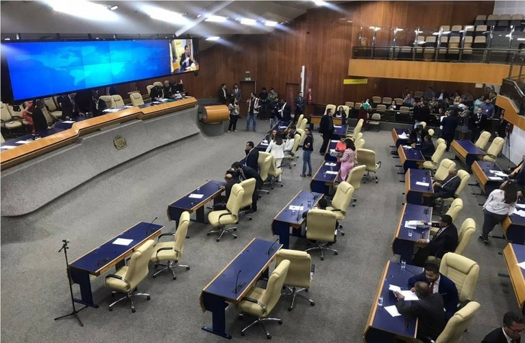 Imagem Ilustrando a Notícia: Câmara aprova em definitivo empréstimo de R$ 710 milhões à prefeitura