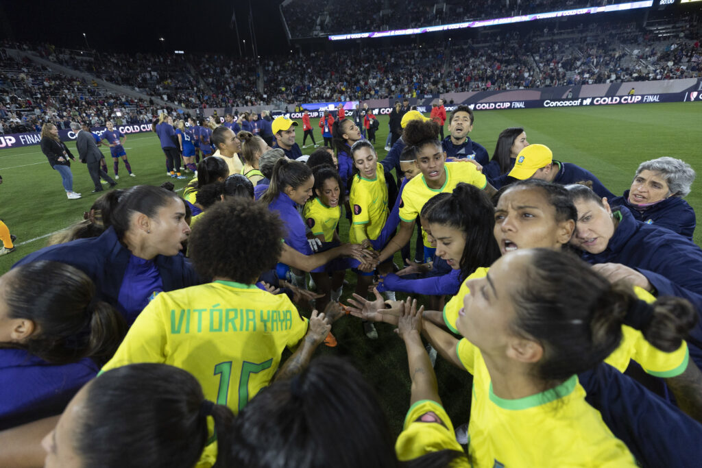 Imagem Ilustrando a Notícia: Brasil perde para os EUA na final da Copa Ouro feminina