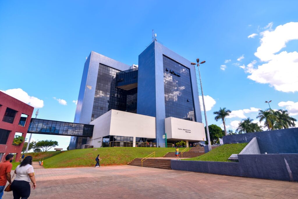 Imagem Ilustrando a Notícia: Prefeitura já concentra esforços por ‘tramitação rápida’ do empréstimo em Brasília 