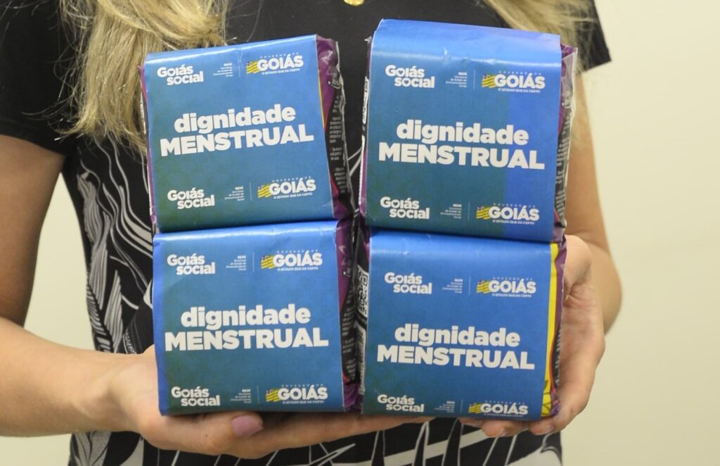 Imagem Ilustrando a Notícia: Mais de 65 mil estudantes da rede estadual de Goiás são beneficiadas pelo Dignidade Menstrual