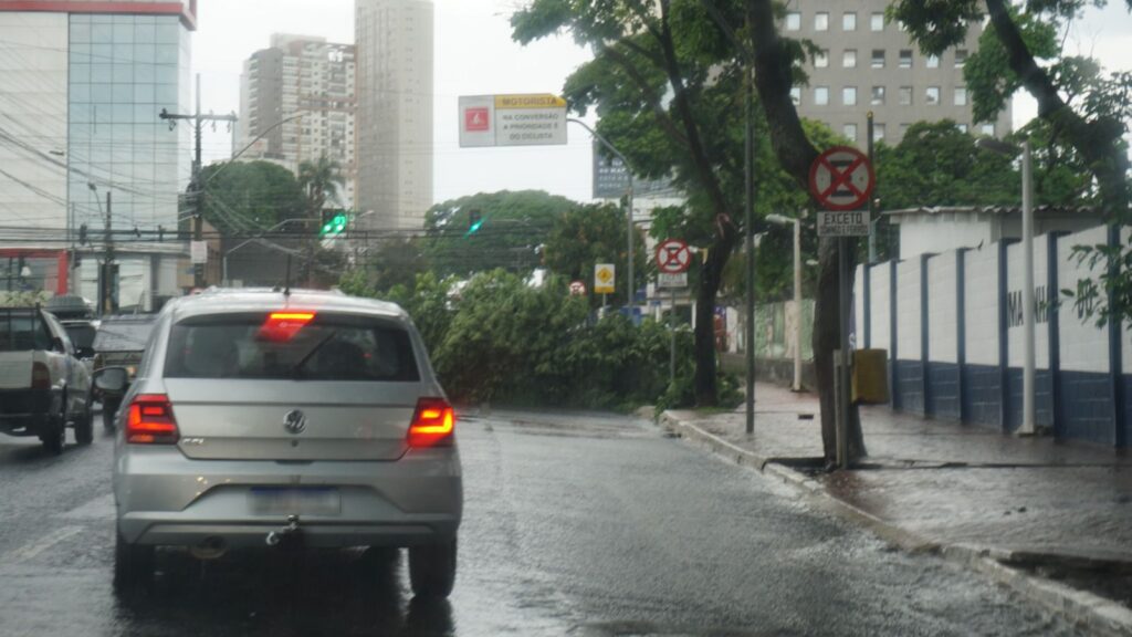 Imagem Ilustrando a Notícia: Goiás está sob alerta para tempestades nesta terça-feira