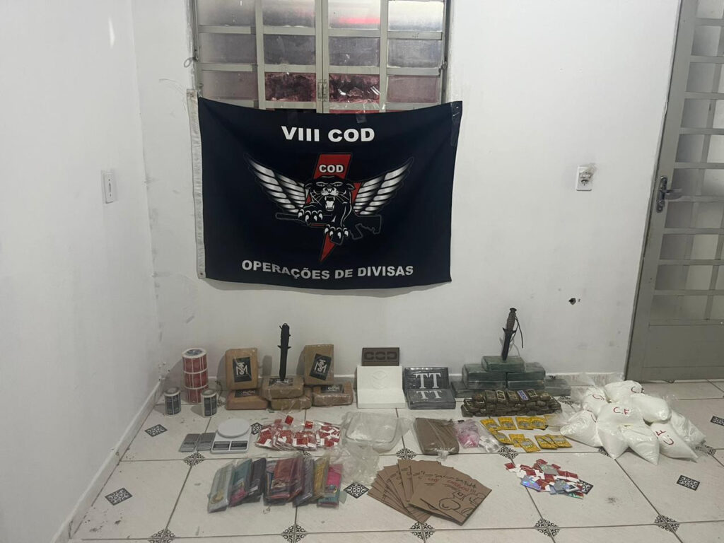 Imagem Ilustrando a Notícia: Operação policial desvenda esquema de entrega de drogas em embalagens de delivery em Goiânia