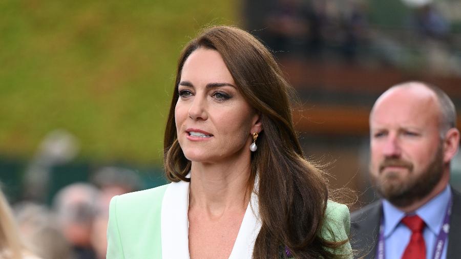 Imagem Ilustrando a Notícia: Kate Middleton é diagnosticada com câncer