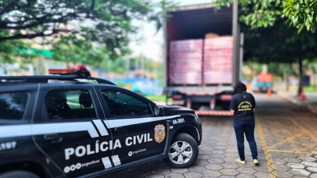 Imagem Ilustrando a Notícia: Apreensão de carga de refrigerantes avaliada em mais de R$ 190 mil revela esquema de transporte irregular entre São Paulo e Goiás