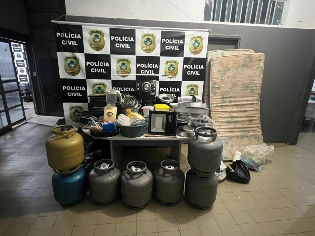 Imagem Ilustrando a Notícia: Polícia Civil desmantela quadrilha e recupera 7 botijões de gás furtados em Niquelândia