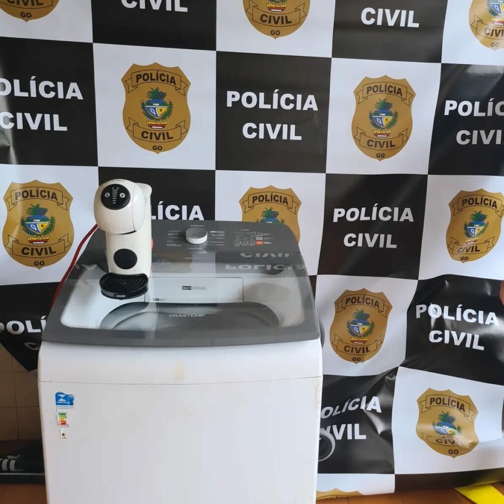 Imagem Ilustrando a Notícia: Cuidadora de idosa em Goiatuba é acusada de furtar máquina de lavar e joias 