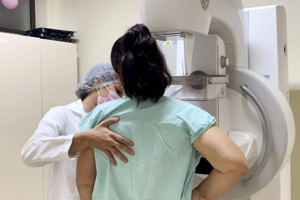 Imagem Ilustrando a Notícia: Mais de 3 mil casos de câncer de mama e próstata estão previstos para 2024 em Goiás