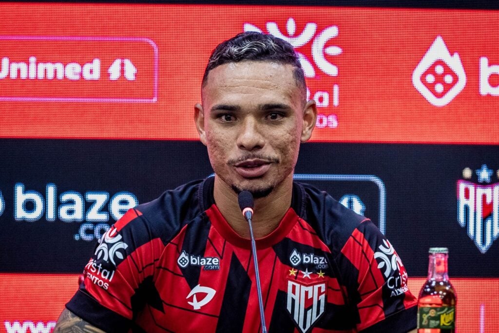 Imagem Ilustrando a Notícia:  Artilheiro do Goianão, Luiz Fernando revela expectativa sobre o  tricampeonato “será muito gratificante”