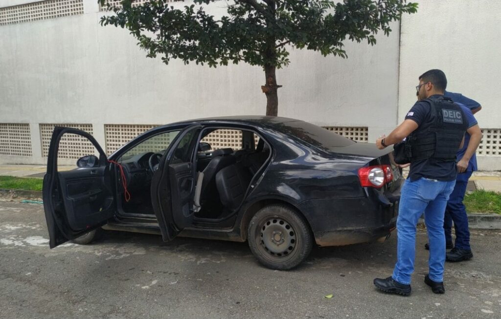 Imagem Ilustrando a Notícia: Três suspeitos são presos por assalto a residência em Goiânia