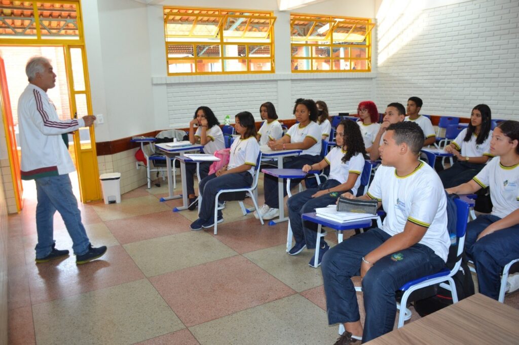 Imagem Ilustrando a Notícia: Goiás possui nível de alfabetização acima da média brasileira