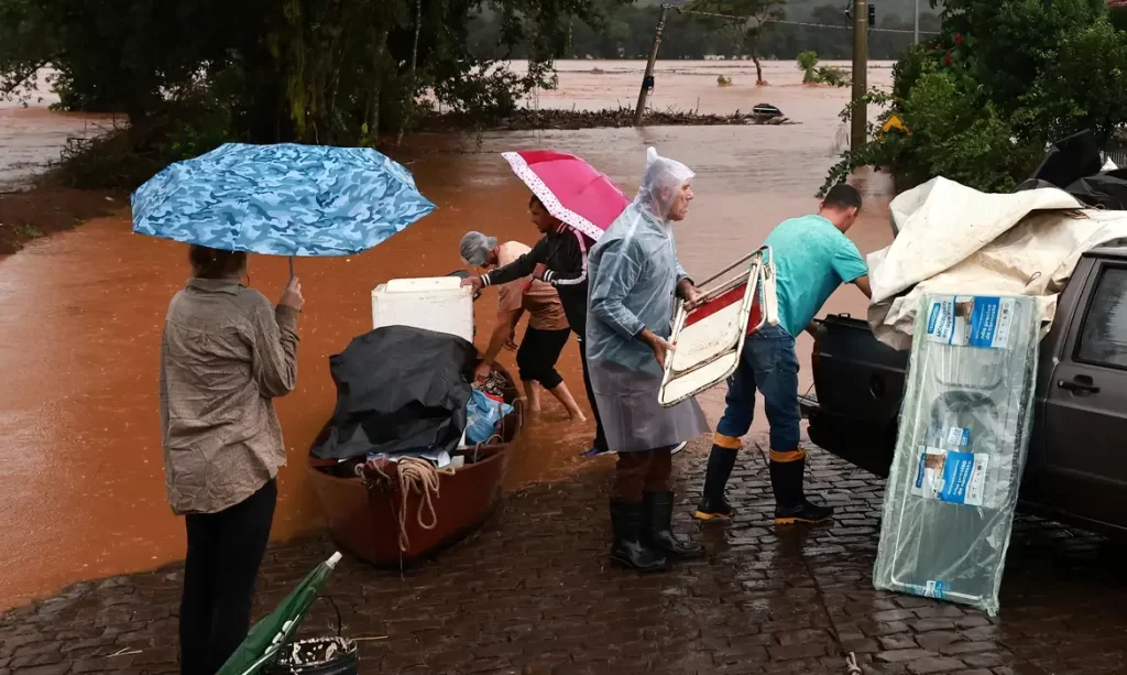 Imagem Ilustrando a Notícia: 18 barragens corre risco de rompimento no Rio Grande do Sul