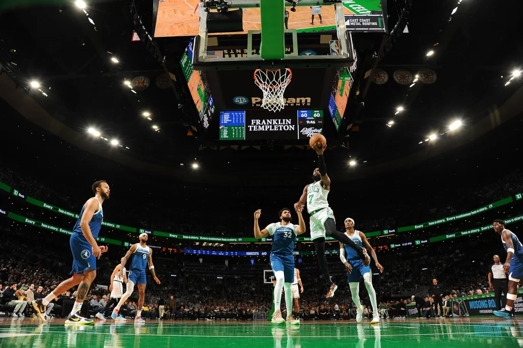 Imagem Ilustrando a Notícia: Boston Celtics pode ter reforço para os playoffs