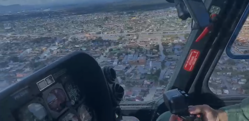 Imagem Ilustrando a Notícia: Helicóptero dos bombeiros de Goiás realiza 22 atendimentos no RS