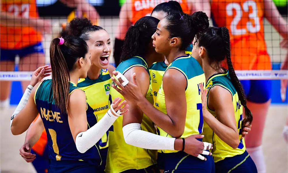 Imagem Ilustrando a Notícia: Apesar do ‘apagão’ no segundo set Brasil se recupera e vence mais uma na Liga das Nações