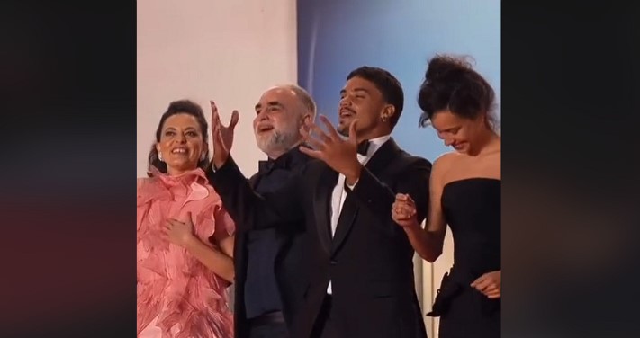 Imagem Ilustrando a Notícia: Elenco de ‘Motel Destino’ dança forró no tapete vermelho do Festival de Cannes