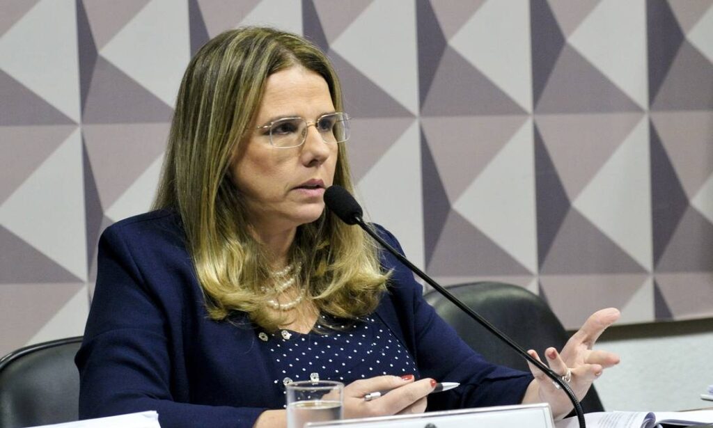 Imagem Ilustrando a Notícia: Carta: ex-secretária da Economia revela o porquê de demissão