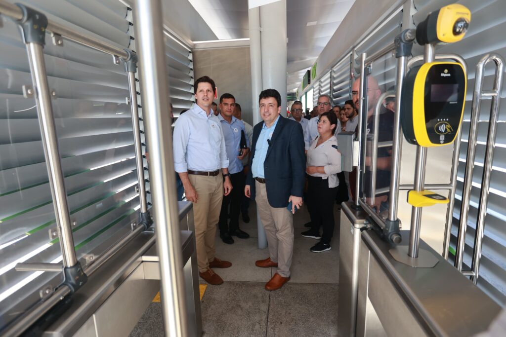 Imagem Ilustrando a Notícia: Governo entrega nova Estação Hemocentro do Eixo Anhanguera