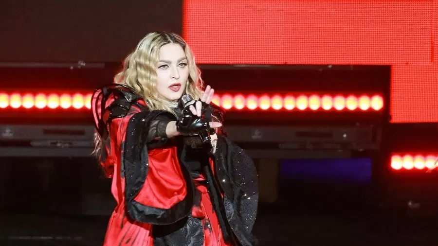 Imagem Ilustrando a Notícia: Conheça as celebridades presentes na área VIP do show de Madonna em Copacabana