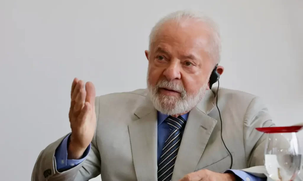 Imagem Ilustrando a Notícia: Lula sugere que STF não deveria interferir no debate da maconha