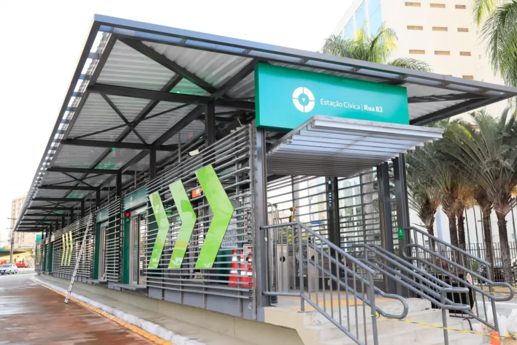 Imagem Ilustrando a Notícia: Inaugurada a primeira plataforma do BRT Norte-Sul