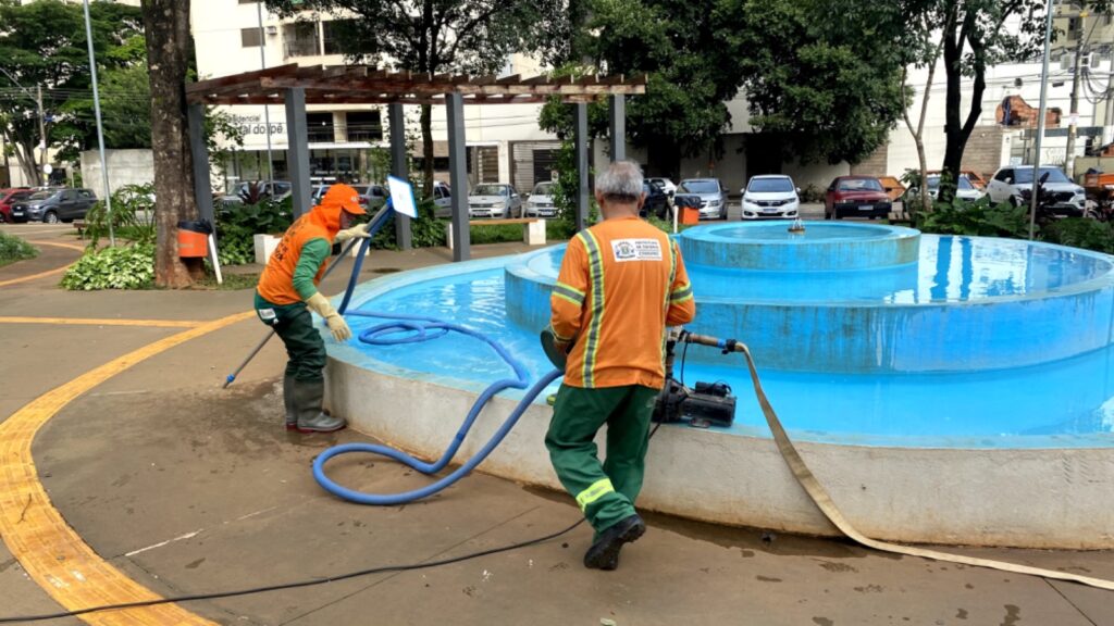 Imagem Ilustrando a Notícia: Goiânia realiza manutenção regular de 23 fontes d’água públicas