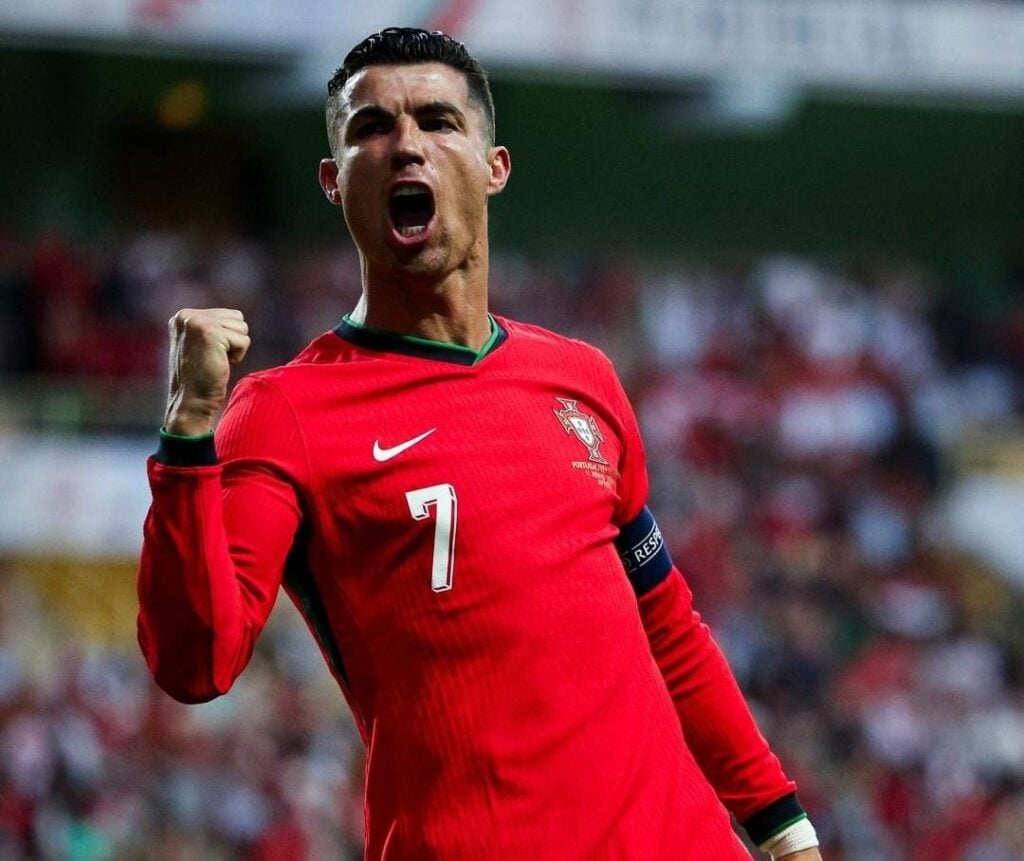 Imagem Ilustrando a Notícia: Cristiano Ronaldo admite ansiedade antes da estreia na Euro
