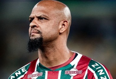 Imagem Ilustrando a Notícia: Fluminense comunica Diniz para não contar com Felipe Melo