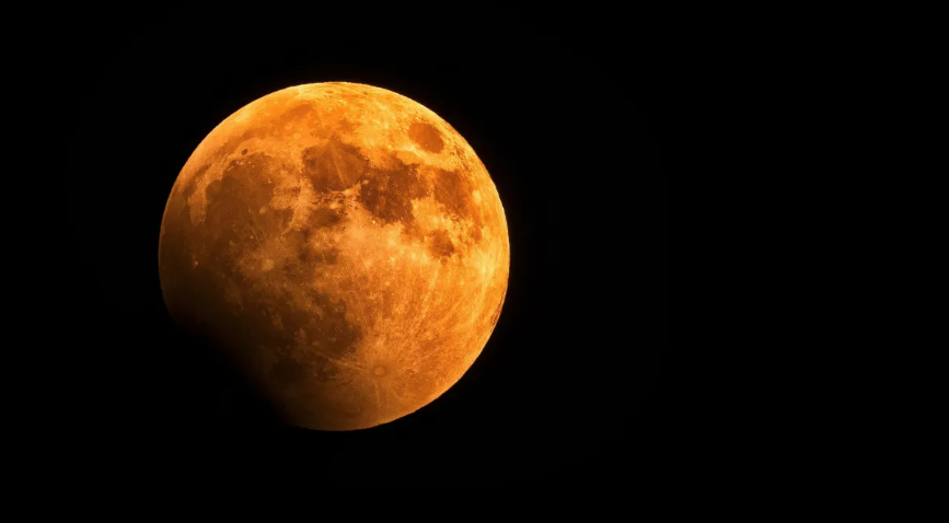 Imagem Ilustrando a Notícia: Fenômeno “Lua de Morango” acontece nesta sexta-feira