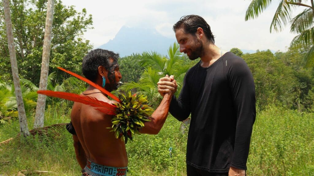 Imagem Ilustrando a Notícia: A volta da jornada espiritual aos confins da Amazônia