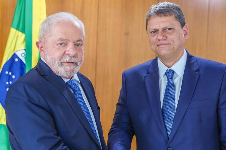 Imagem Ilustrando a Notícia: Lula e Tarcísio possuem 34% de aprovação em SP, diz Datafolha