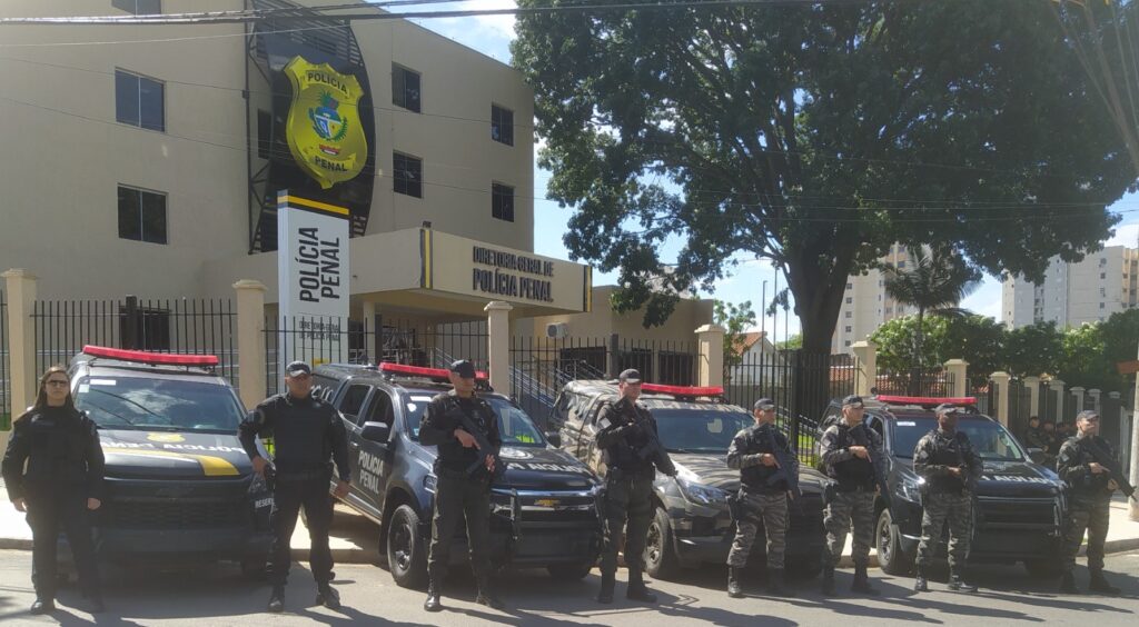 Imagem Ilustrando a Notícia: Governo publica edital com 1,6 mil vagas para polícia penal