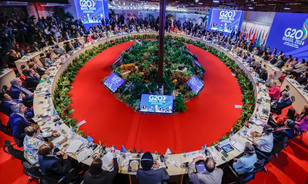 Imagem Ilustrando a Notícia: G20: ministros de Finanças vão debater revisão do fundo verde