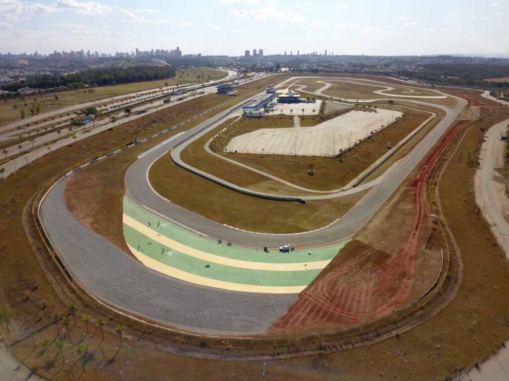 Imagem Ilustrando a Notícia: Autódromo de Goiânia terá programação especial nos 50 anos